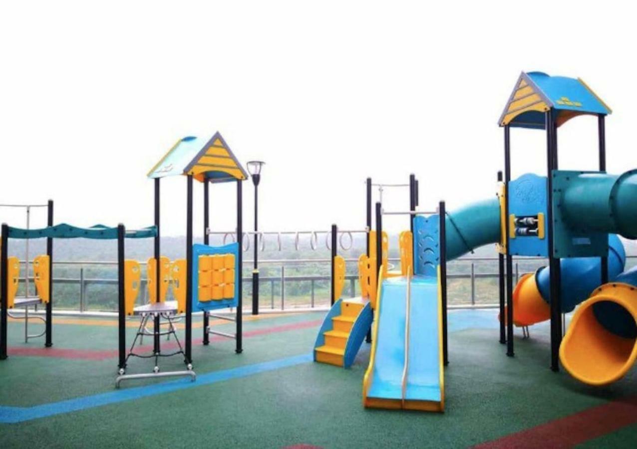 D'Pristine Legoland Apartment Нусаджая Екстериор снимка